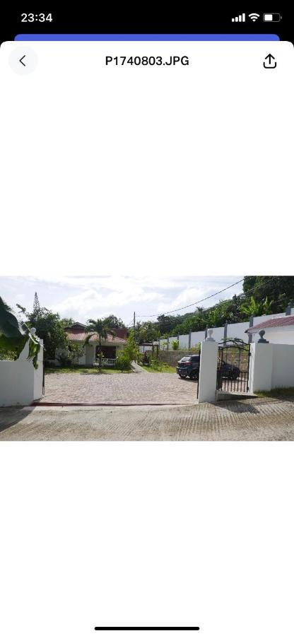 فندق Ogumka, Self Catering , Beoliere, Mahe فيكتوريا المظهر الخارجي الصورة