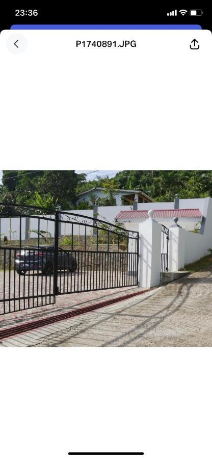 فندق Ogumka, Self Catering , Beoliere, Mahe فيكتوريا المظهر الخارجي الصورة