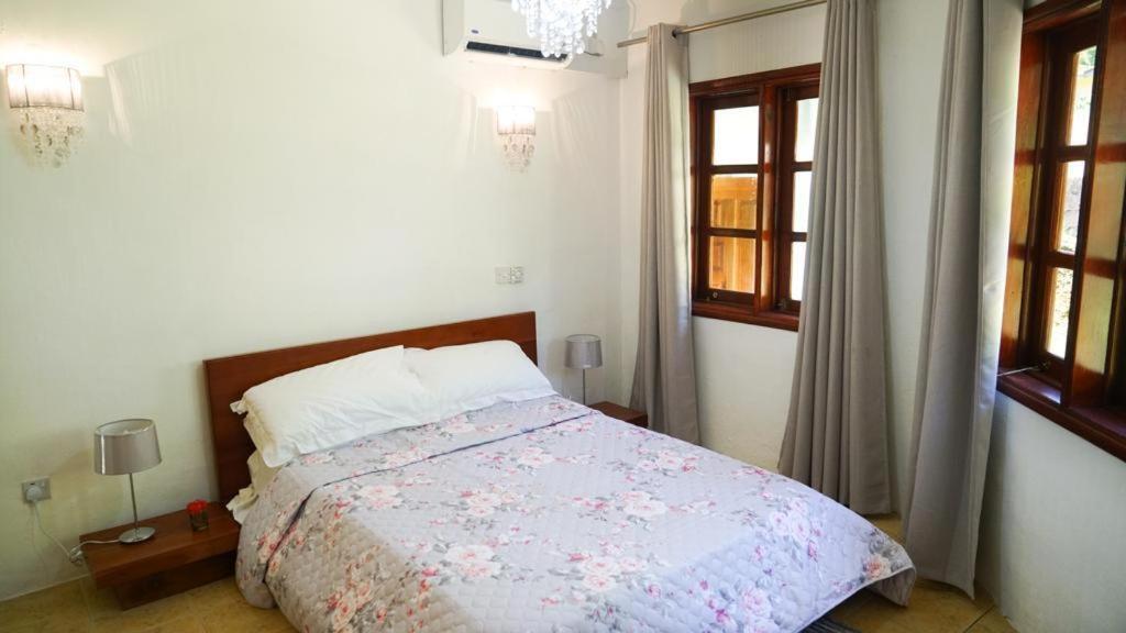 فندق Ogumka, Self Catering , Beoliere, Mahe فيكتوريا المظهر الخارجي الصورة