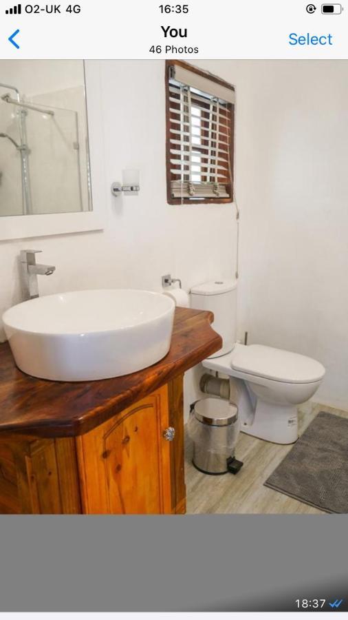 فندق Ogumka, Self Catering , Beoliere, Mahe فيكتوريا المظهر الخارجي الصورة