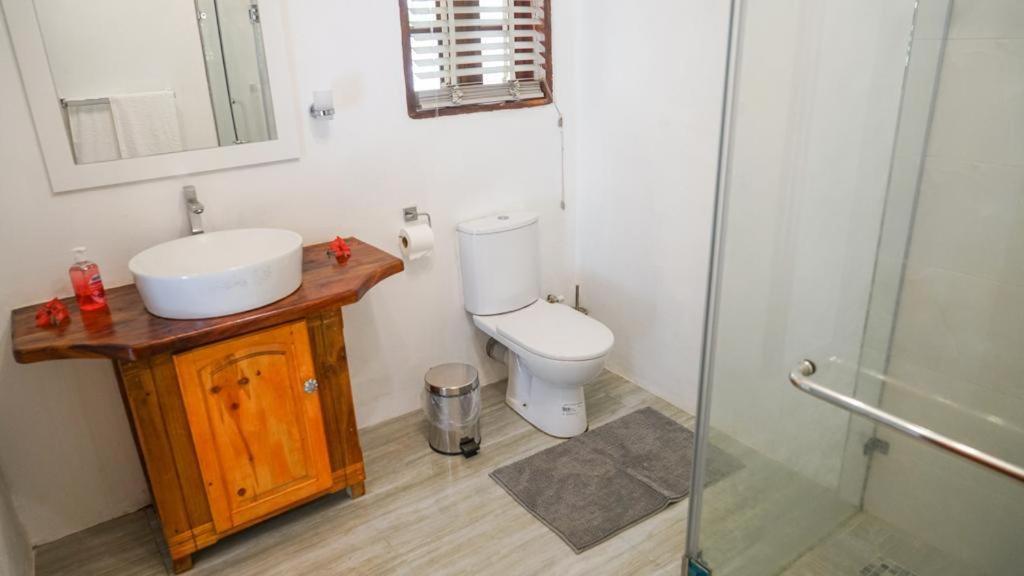فندق Ogumka, Self Catering , Beoliere, Mahe فيكتوريا المظهر الخارجي الصورة